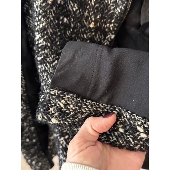BCBG Max Azria black and white tweed swing jacket with black stretch sleeves - Picture 5 of 6